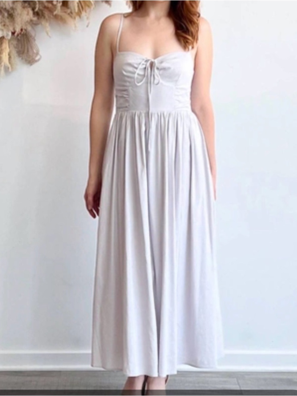 Sophie Rue Finn Dress XS
French Blue Tie Front Midi Smocked Back EUC Coastal EUC - Picture 14 of 14